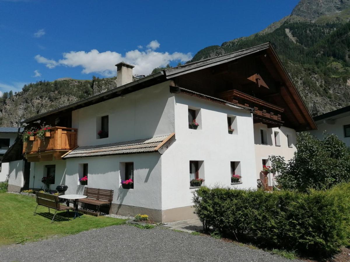 Ferienhaus Schoepf - Die Hoamat Längenfeld Exteriér fotografie